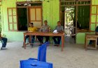 Bhabinkamtibmas-Desa-Begu-Gelar-Diskusi-Publik,-Warga-Berkomitmen-Jaga-Keamanan-Jelang-Pemilukada-2024