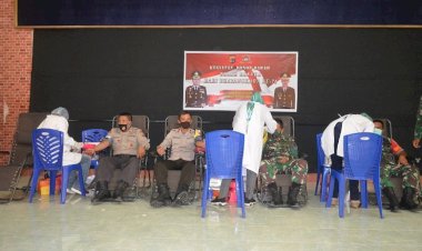 Polres-Sikka-Gelar-Kegiatan-Donor-Darah-Dalam-Rangka-Hari-Bhayangkara-Ke-74