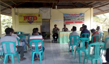 Kasat-Binmas-Sosialisasikan-Karhutla-Kepada-Masyarakat-Kec.-Waigete