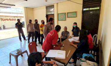 Cek-Kesehatan-(Posbindu)-Oleh-Puskesmas-Di-Ruangan-Polsek-Alok.