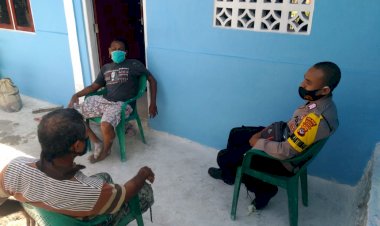 Pesan-Bhabinkamtibmas-Polsek-Alok-Saat-Sambang-ke-Masyarakat