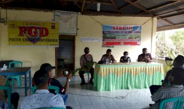 Operasi-Bina-Karuna-Turangga-2020,-Sat-Binmas-Polres-Sikka-Gelar-FGD-Bersama-Warga-Di-Sekitar-Hutan-Egon