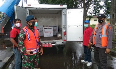 “Vaksin-Sinovac-Tiba-Di-Sikka”-Aparat-TNI-Polri-dan-Instansi-Terkait-Kawal-Ketat