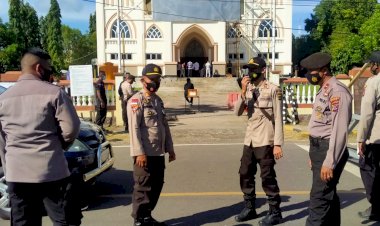 Jamin-Kenyamanan-Umat-Saat-Ibadah,-Polres-Sikka-Dan-Polsek-Jajaran-Amankan-Misa-Rabu-Abu