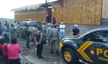 Polres-Sikka-Dan-Sat-Pol-PP-Segel-Cafe-Tak-Berizin