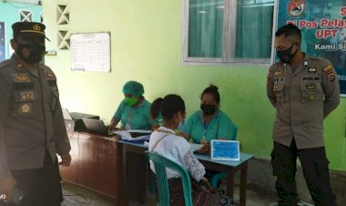 Polsek-Nelle-Lakukan-Pengamanan-Pemberian-Vaksinasi-Covid-19-Tahap-II-Kepada-200-Guru-Dan-Lansia