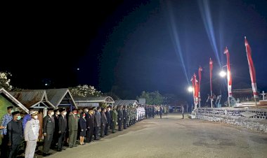 Kapolres-Sikka-Pimpin-Apel-Kehormatan-dan-Renungan-Suci-Dalam-Rangka-Memperingati-Hari-Ulang-Tahun-Kemerdekaan-RI-ke-76