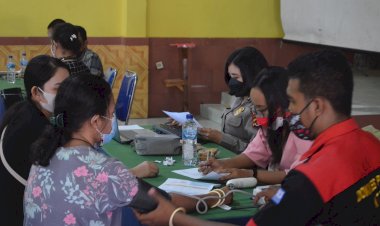 Gerai-Vaksin-TNI-Polri-Polres-Sikka-Gelar-Vaksinasi-Tahap-II