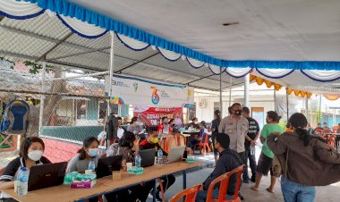 Kapolres-Tinjau-Langsung-Pelaksanaan-Vaksinasi-di-PLN-UP3-Flores-Bagian-Timur