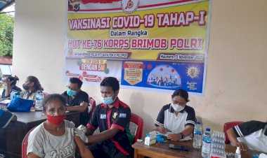 Polres-Sikka-dan-Satbrimob-Batalyon-B-Pelopor-Maumere-Laksanakan-Vaksniasi-Dalam-Rangka-HUT-Brimob-ke-76