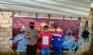 Antisipasi-Varian-Covid-19-Omicron,-Polres-Sikka-Terus-Dorong-Vaksinasi-dan-Perketat-Prokes