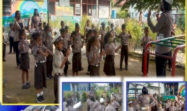 Unit-Kamsel-Sat-Lantas-Ajarkan-Pendidikan-Lalu-Lintas-Kepada-Anak-TK-Bhayangkari-07-Maumere