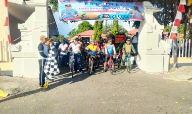 Gelar-Sepeda-Santai,-Polres-Sikka-Sambut-HUT-Bhayangkara-ke-76