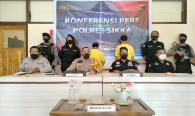Polres-Sikka-Gelar-Konferensi-Pers-Ungkap-Kasus-Narkoba-dengan-2-Tersangka