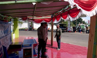 Kasat-Binmas-Lakukan-Monitoring-dan-Sambang-Ke-SPBU-di-Seputaran-Kota-Maumere-Pasca-Kenaikan-BBM