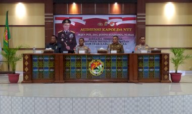 Kapolda-NTT-Laksnakan-Audensi--bersama-Forkopimda,-Pimpinan-Instansi-dan-FKUB-Kabupaten-Sikka