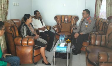 Silahturahmi-Dengan-Ketua-Majelis-GMIT-Kalvari-Maumere,-Kapolres-Sikka-:-Peran-Tokoh-Agama-Sangat-Penting-Dalam-Menjaga-Sitkamtibmas-Yang-Kondusif