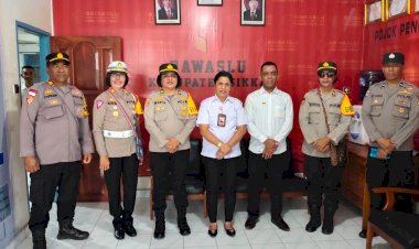 Jelang-Pemilu-2024-Polres-Sikka-Intensifkan-Patroli-Dan-Penjagaan-Kantor-KPU-Dan-Bawaslu