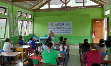 Unit-Kamsel-Sat-Lantas-Polres-Sikka-Lakukan-Sosialisasi-Lalu-Lintas-di-TKK-GMIT-Gereja-Kalvari