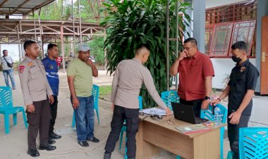 Kapolres-Sikka-Melaksanakan-Giat-Monitoring-di-Kantor-KPU-dan-Gudang-Logistik-Pemilu-Kab.-Sikka.