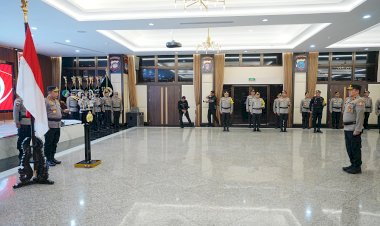 Kapolri-Naikan-Pangkat-45-Pati-Polri,-Ada-Satu-Polwan-Jadi-Jenderal