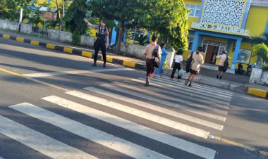 Unit-Turjawali-Polres-Sikka-Rutin-Laksanakan-Strongpoint-Pagi