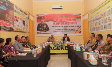 Sinergi-Menuju-Pemilu-2024,-Kapolda-NTT-Tatap-Muka-dengan-Forkopimda,-Toga,-Toda,-Tomas,-KPU,-dan-Bawaslu.-