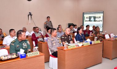 Kapolda-NTT-Dorong-Partisipasi-Pemilu-dan-Perekaman-E-KTP-di-Kabupaten-Kupang.-