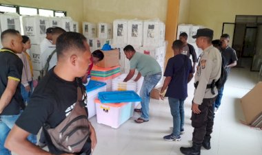Pergeseran-Logistik-Pemilu-2024-di-Kecamatan-Talibura-Mencapai-Tahap-Desa