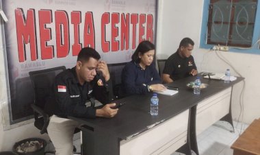 Kegiatan-Rakor-Penertiban-APK-dan-APS-Peserta-Pemilu-2024-di-Kabupaten-Sikka-Berlangsung-Lancar-dan-Aman