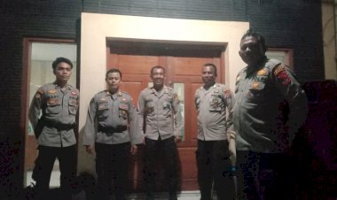 Pamatwil-dan-Kapolsek-Pantau-Kegiatan-Piket-PPK-Kecamatan-Waigete-Demi-Kelancaran-Proses-Pemilu