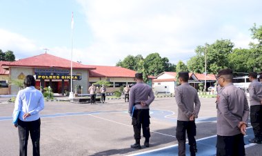 Kapolres-Sikka-Pimpin-Apel-Pagi,-Sambut-Kembali-Personil-dari-Tugas-Pengamanan-Pemilu-2024