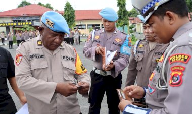 Propam-Polres-Sikka-Cek-Sikap-Tampang-Dan-Kelengkapan-Administrasi-dan-Anggota