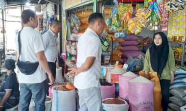 Operasi-Semana-Santa-Turangga-2024:-Satgas-Gakkum-Lakukan-Monitoring-Stok-dan-Harga-Sembako-di-Pasar
