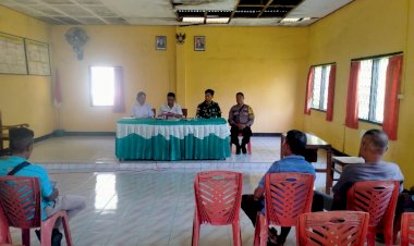 Bhabinkamtibmas-Kelurahan-Waioti-Lakukan-Koordinasi-Persiapan-Pemantauan-dan-Pengamanan-Perayaan-Paskah-2024