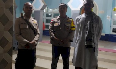 PERSONIL-POLSEK-KEWAPANTE -RUTIN-MELAKSANAKAN-PAM-SHOLAT-TARAWIH