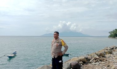 Kapolsek-Kewapante-Sikka-Lakukan-Patroli-dan-Monitoring-Cuaca-Ekstrem