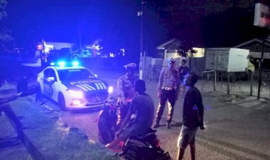 Patroli-Lampu-Biru-Polres-Sikka-Ciptakan-Kamseltibcarlantas-yang-Aman-dan-Lancar-di-Maumere