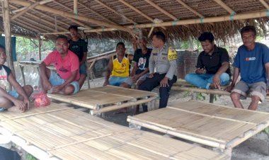 Sambang-Warga,-Upaya-Bhabinkamtibmas-Jaga-Kamtibmas-di-Desa-Binaan