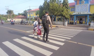 Unit-Turjawali-Polres-Sikka-:-Kegiatan-Rutin-Patroli-dan-Pengaturan-Lalu-Lintas