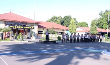 Kapolres-Sikka-Pimpin-Apel-Jam-Pimpinan,-Tegaskan-Personil-Untuk-Selalu-Menjaga-Kedisiplinan