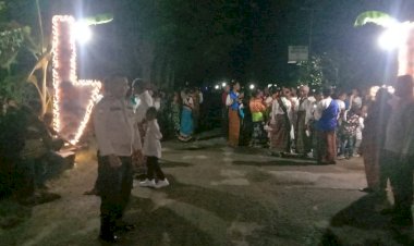 Personil-Polsek-Lela-Laksanakan-Pengamanan-Perayaan-Keagamaan-Perarakan-Patung-Arca-Bunda-Maria -di-Kecamatan-Lela