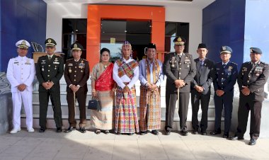 Kapolres-Sikka-Hadiri-Upacara-Peringatan-Hari-Lahir-Pancasila-bersama-Forkopimda-Kab.-Sikka