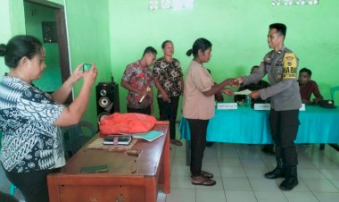 Polri-Hadir-Dalam-Kunjungan-Kerja-Camat-Alok-Timur:-Evaluasi-dan-Monitoring-Pemerintahan-Desa-Koja-Gete