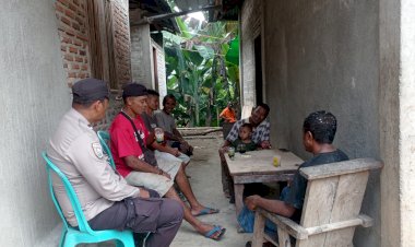 Patroli-Sambang-Desa,-Bhabinkamtibmas-Pol-Subsektor-Mego-Ajak-Masyarakat-Jaga-Kamtibmas