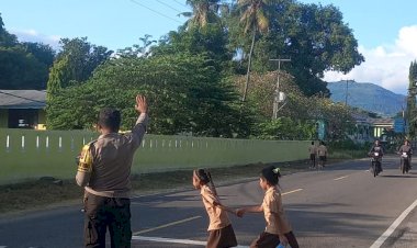 POSPOL-TALIBURA-LAKSANAKAN-KEGIATAN-STRONG-POINT,-PENGATURAN-LALU-LINTAS-DI-SDK-TALIBURA