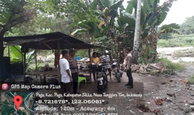 Kanit-SPKT-III-Polsek-Paga -melakukan-patroli-dan-Pemantauan-Situasi-dan-Kondisi-Masyarakar-Terkait-Cuaca-Ekstream