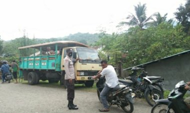 Piket-jaga-SPKT-I-melaksanakan-kegiatan-Strong-Point-di-SDI-Lela.