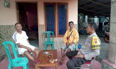 Bhabinkamtibmas-Polsek-Kewapante-Bripka-Arsyad-Mengajak-Warga-Desa-Geliting,-Kec.-Kewapante,-Kab.-Sikka-Menjaga-Kamtibmas