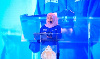 Mahasiswa-Beri-Apresiasi-Polri-Berpredikat-Lembaga-Bercitra-Baik-Versi-Litbang-Kompas